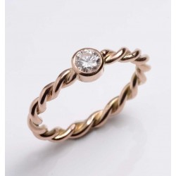 Ring, 585- Rotgold, Brillant, 0,25 ct