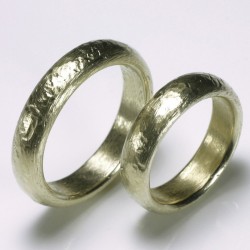  Wedding rings, 585 gold, rough surface